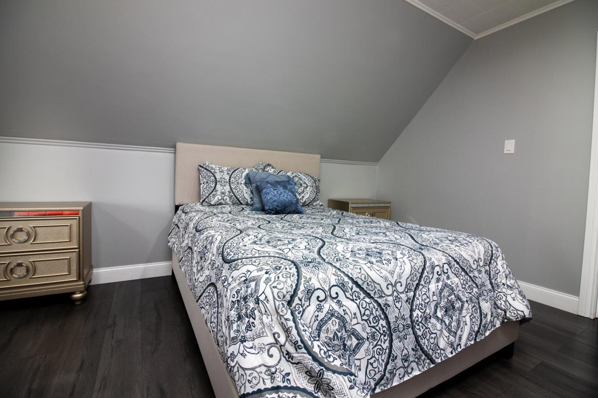 Sprawling 8Br Home Ideal For Large Groups In Niagara Falls Ny Niagarafallen Exteriör bild