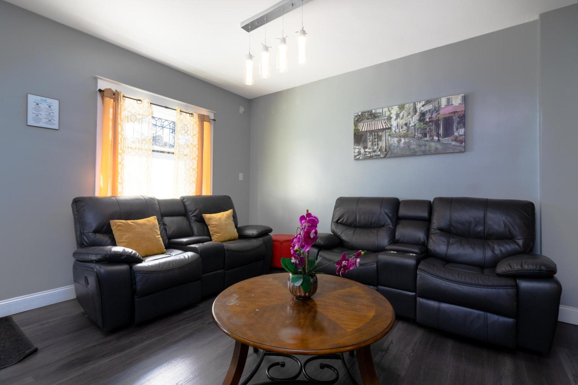 Sprawling 8Br Home Ideal For Large Groups In Niagara Falls Ny Niagarafallen Exteriör bild