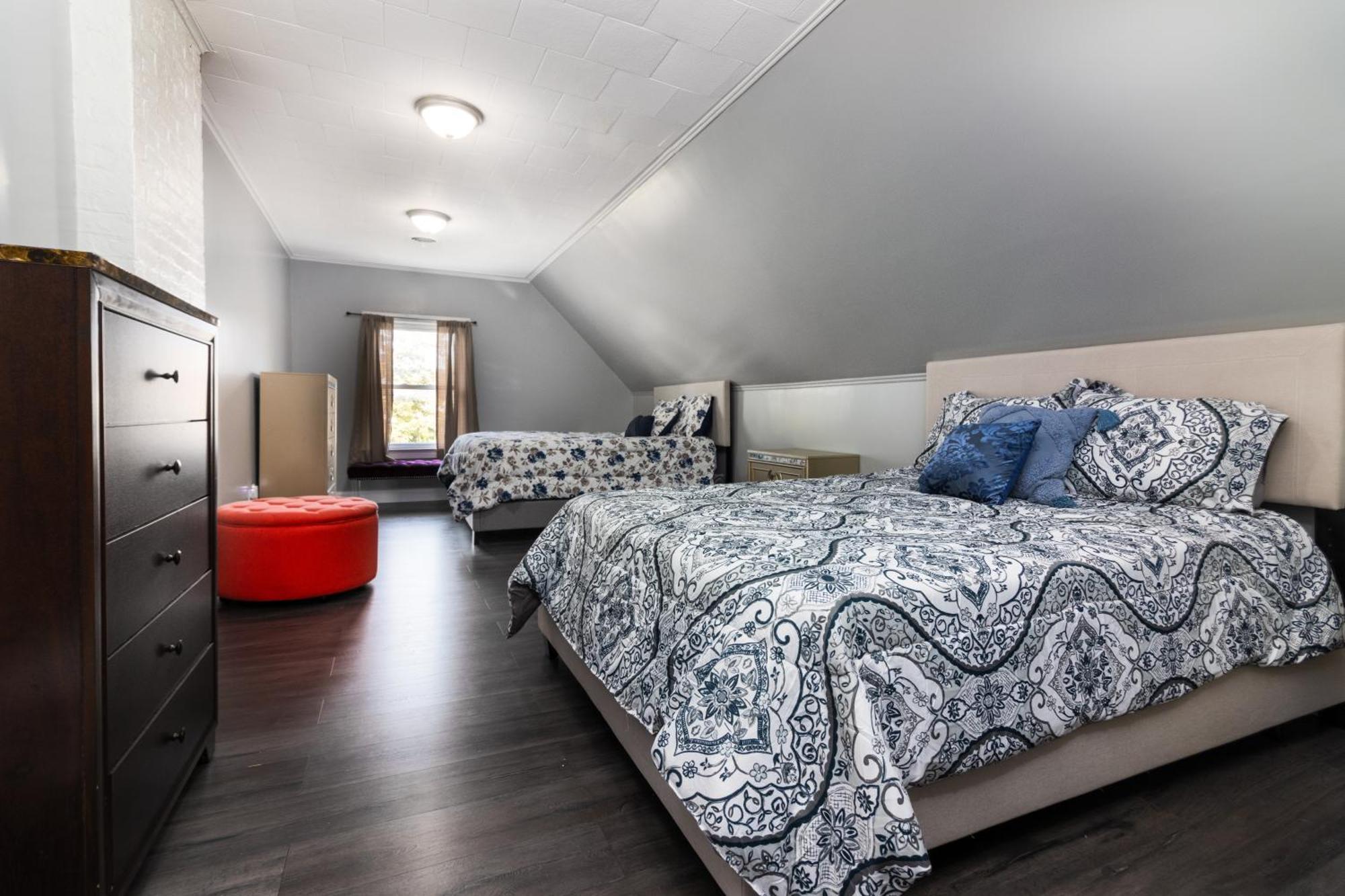 Sprawling 8Br Home Ideal For Large Groups In Niagara Falls Ny Niagarafallen Exteriör bild